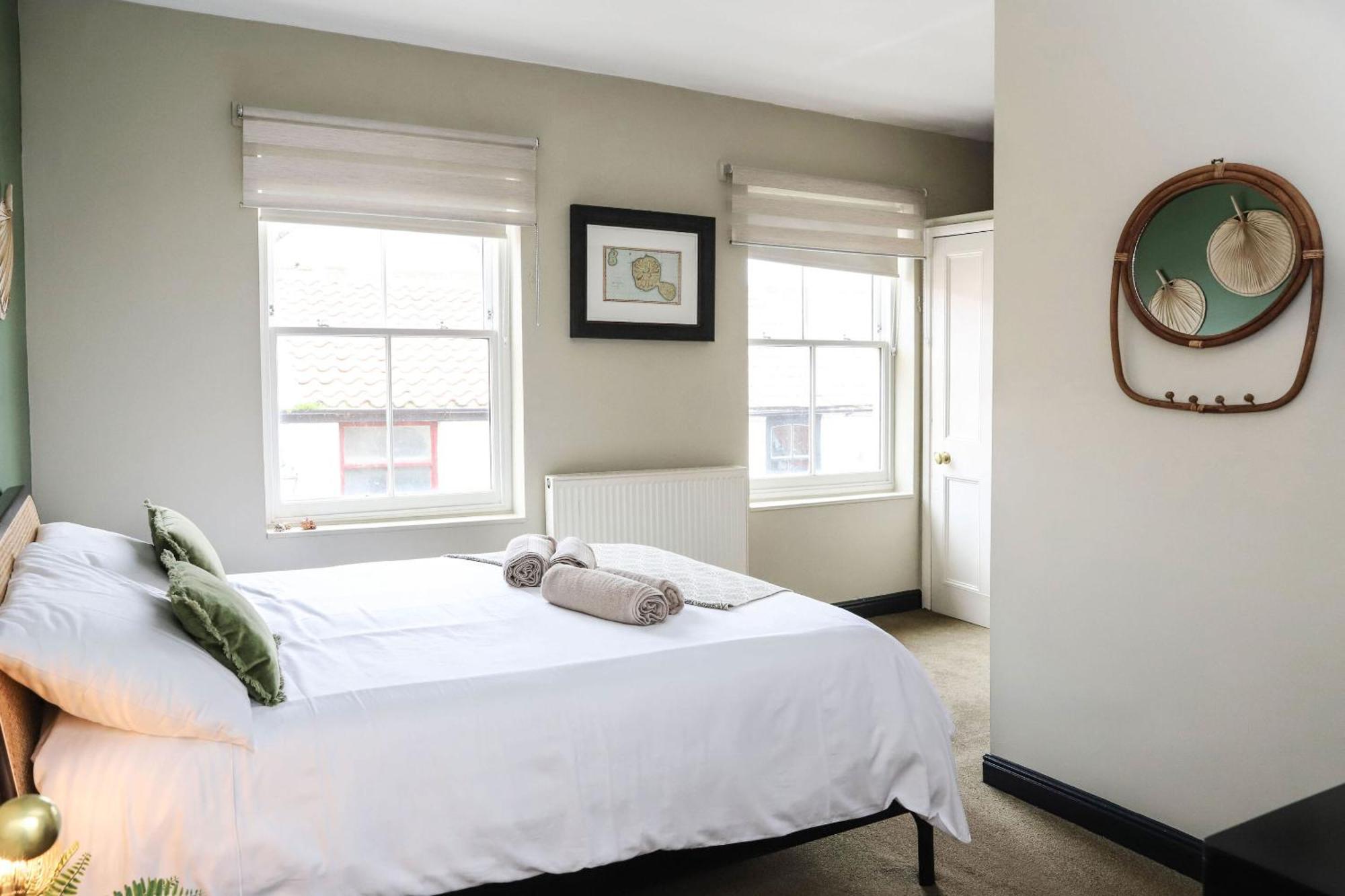Endeavour, Bed and breakfast 5*